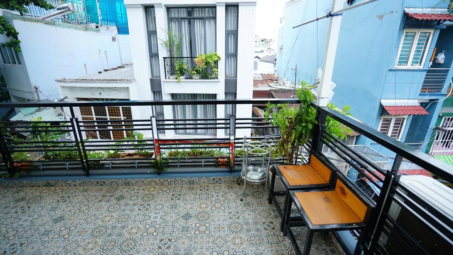 Guest house Sweet Rentals Homes With Netflix - 15Mins To Bui Vien Ho Chi Minh City