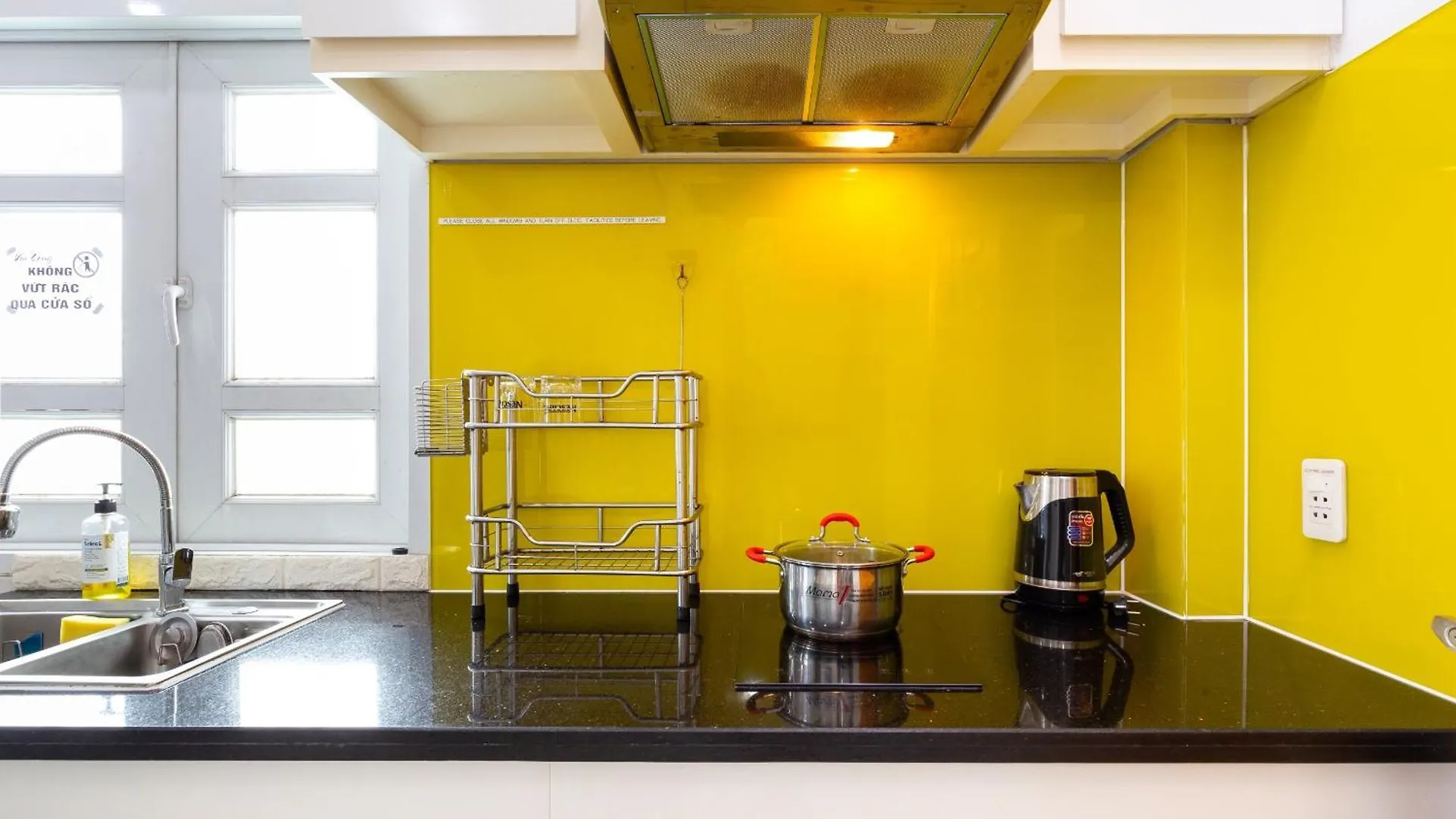 Guest house Sweet Rentals Homes With Netflix - 15Mins To Bui Vien Ho Chi Minh City