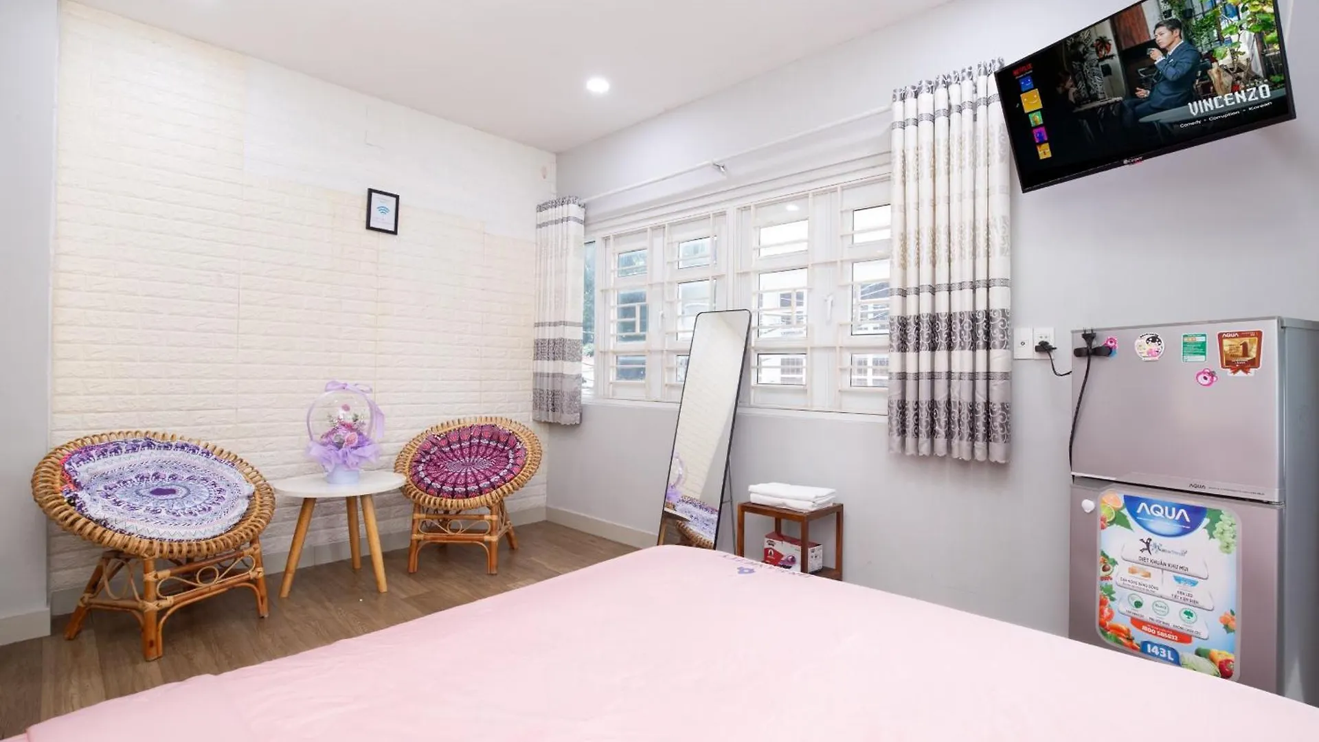 Sweet Rentals Homes With Netflix - 15Mins To Bui Vien Ho Chi Minh City