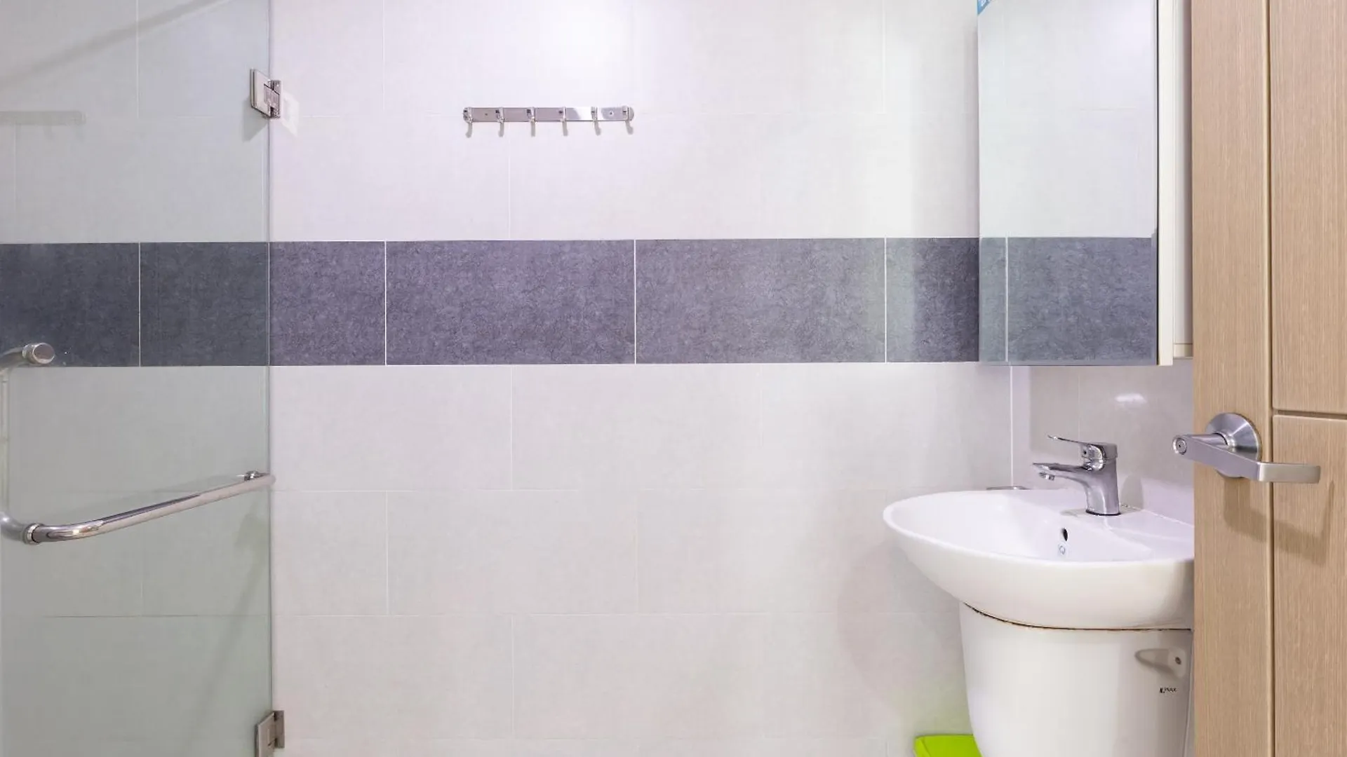 Sweet Rentals Homes With Netflix - 15Mins To Bui Vien Ho Chi Minh City Vietnam