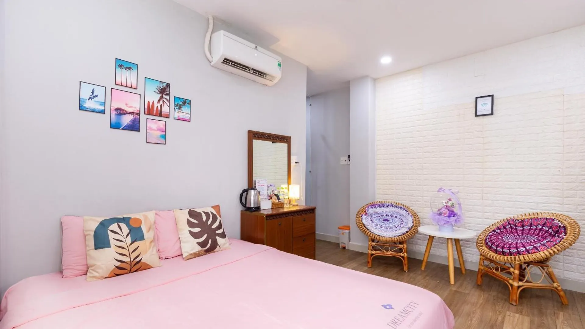 Sweet Rentals Homes With Netflix - 15Mins To Bui Vien Ho Chi Minh City Guest house