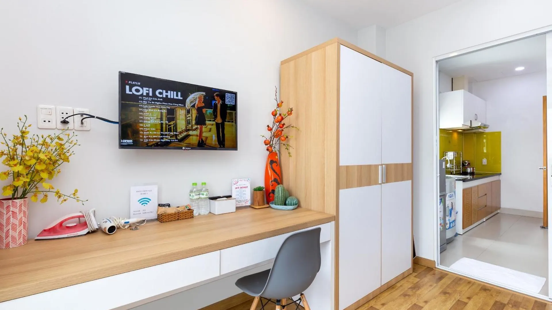 Sweet Rentals Homes With Netflix - 15Mins To Bui Vien Ho Chi Minh City Vietnam
