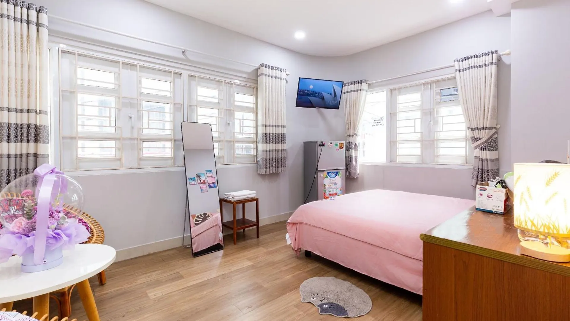 Sweet Rentals Homes With Netflix - 15Mins To Bui Vien Ho Chi Minh City Guest house