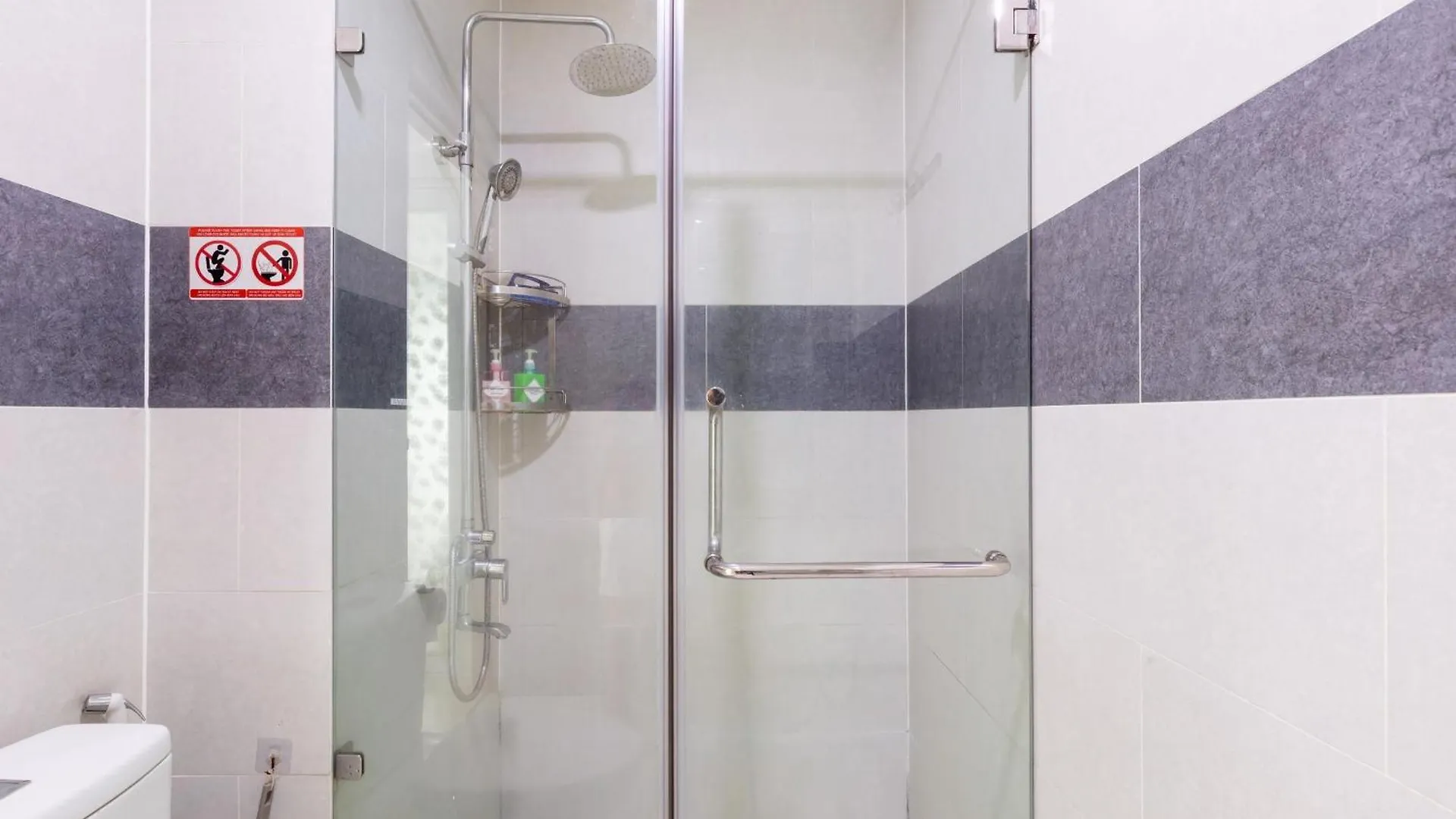 Sweet Rentals Homes With Netflix - 15Mins To Bui Vien Ho Chi Minh City 3*,  Vietnam