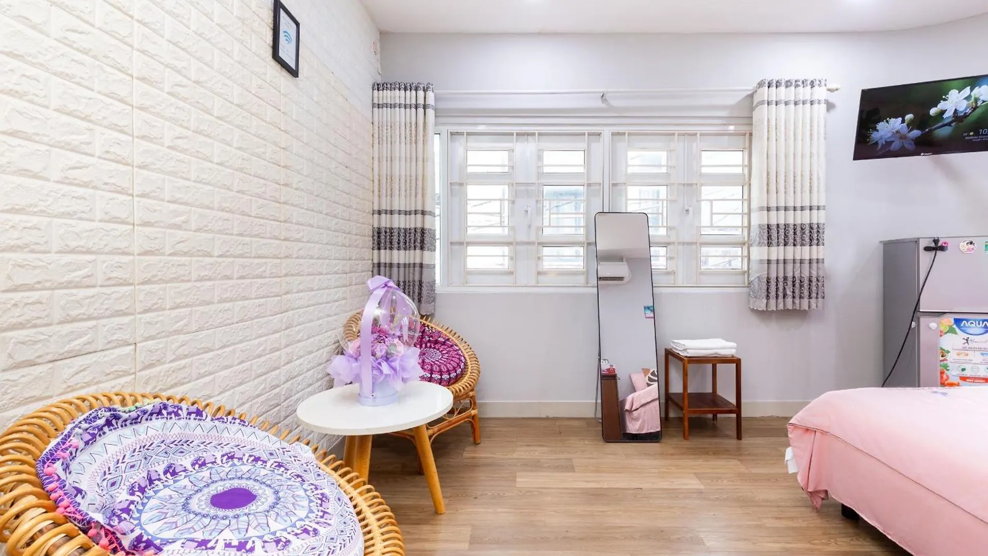 Sweet Rentals Homes With Netflix - 15Mins To Bui Vien Ho Chi Minh City 3*,  Vietnam