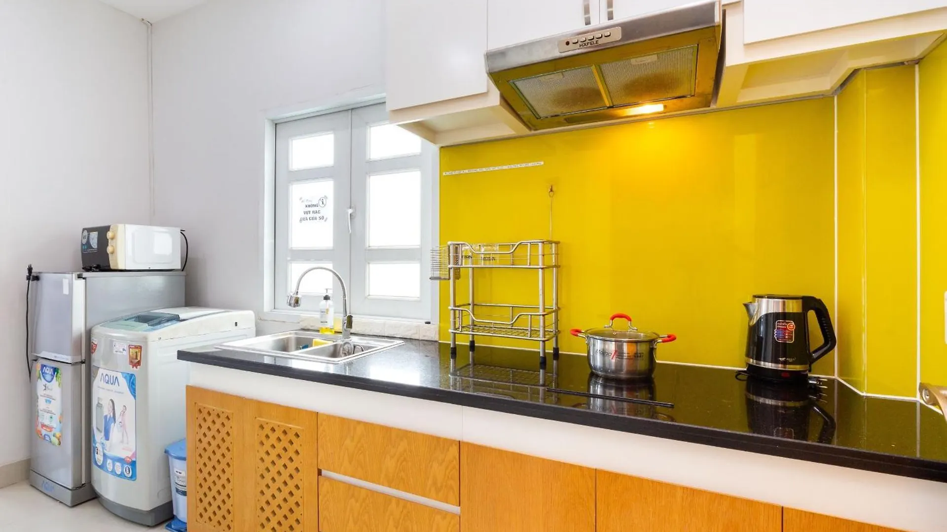 Sweet Rentals Homes With Netflix - 15Mins To Bui Vien 胡志明市 招待所