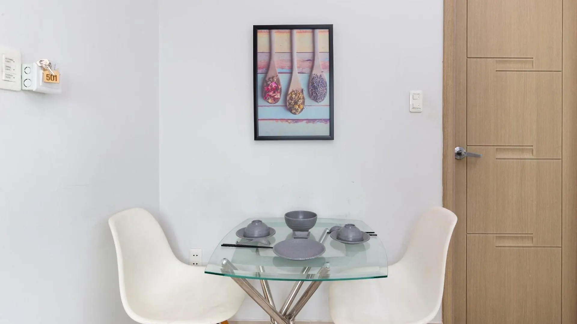 Sweet Rentals Homes With Netflix - 15Mins To Bui Vien 胡志明市 招待所